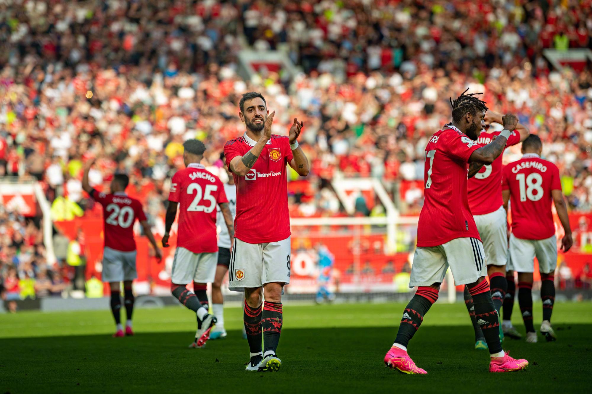 西媒：芝加哥火焰的报价太低，莱万经纪人开始接触沙特俱乐部（西媒：芝加哥火焰报价偏低，莱万经纪人转而洽谈沙特球队）